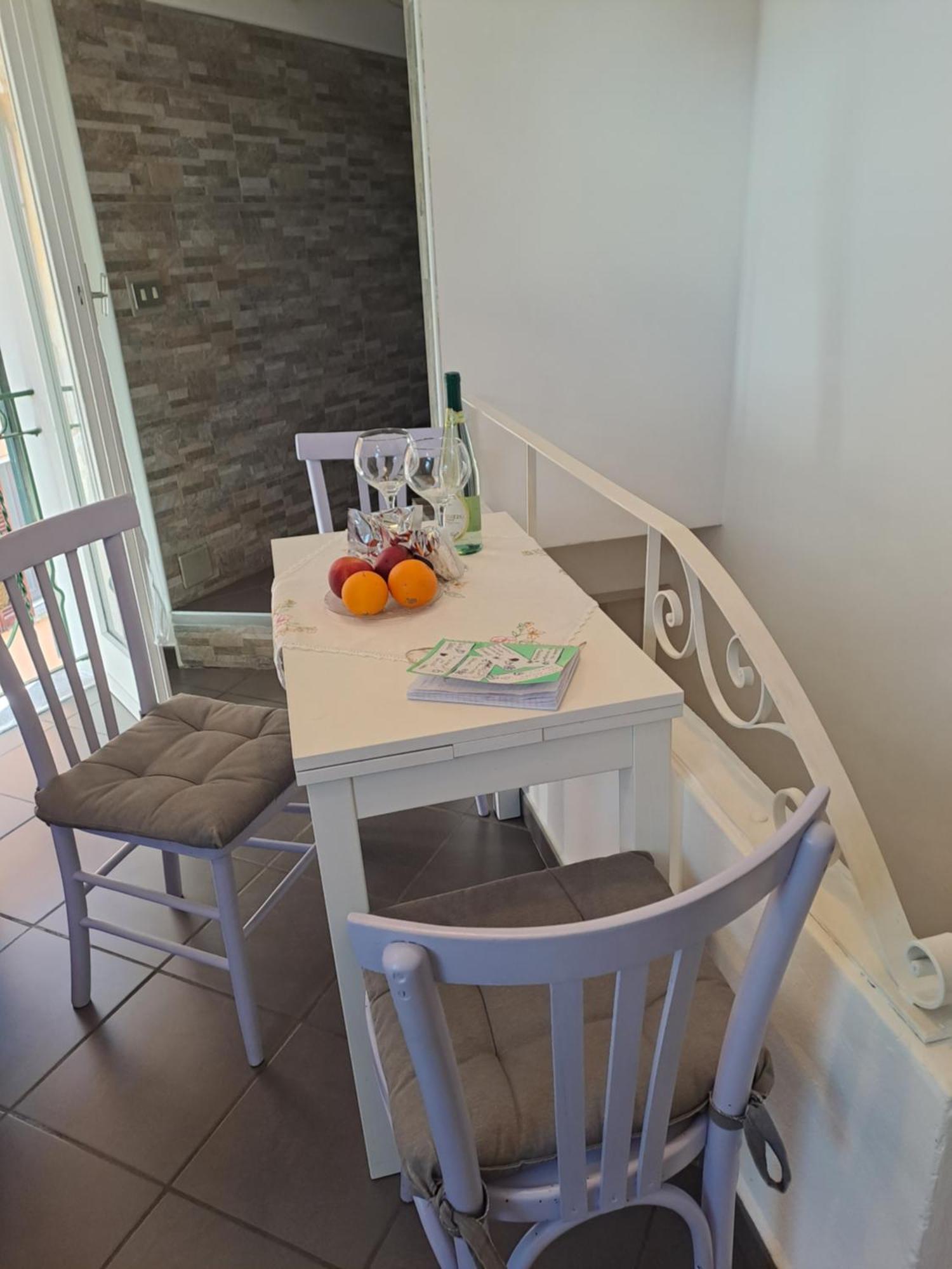 Apartamento House Al Noce Moltrasio Habitación foto